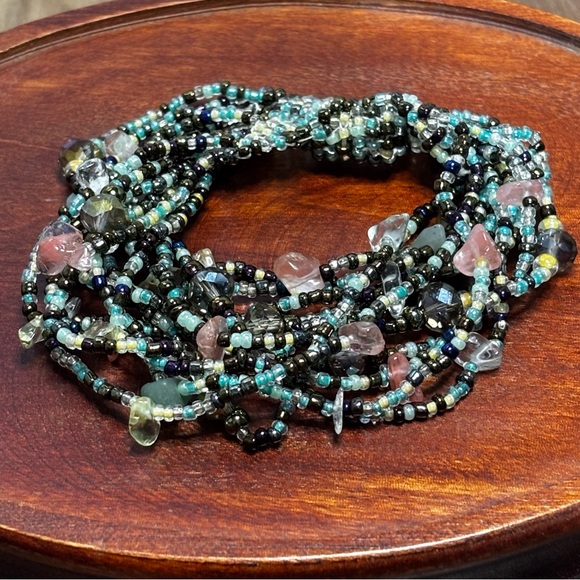 Gorgeous multi colored beaded bracelet, glass,crystal,stone. - Picture 1 of 5